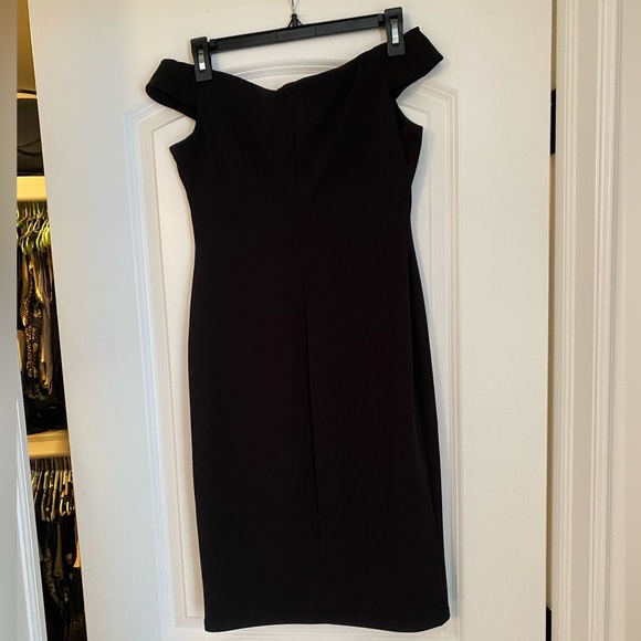 Eliza J off the shoulder little black dress size 6P - Picture 2 of 4